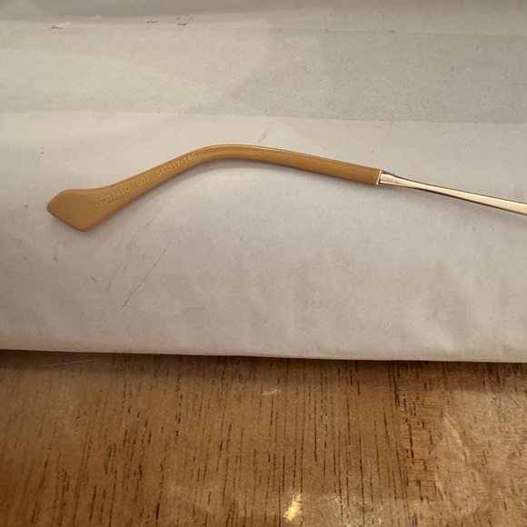 Brand new Gucci eyeglasses - Picture 2 of 4